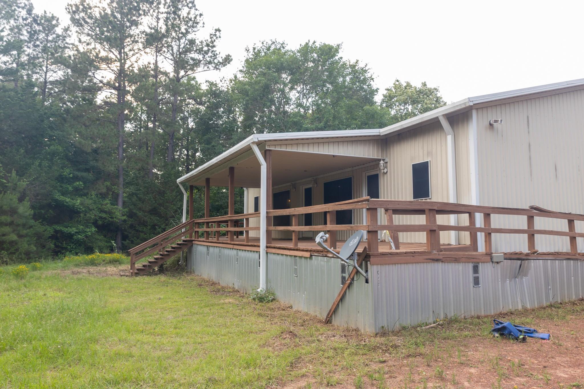 2052 County Road 114
