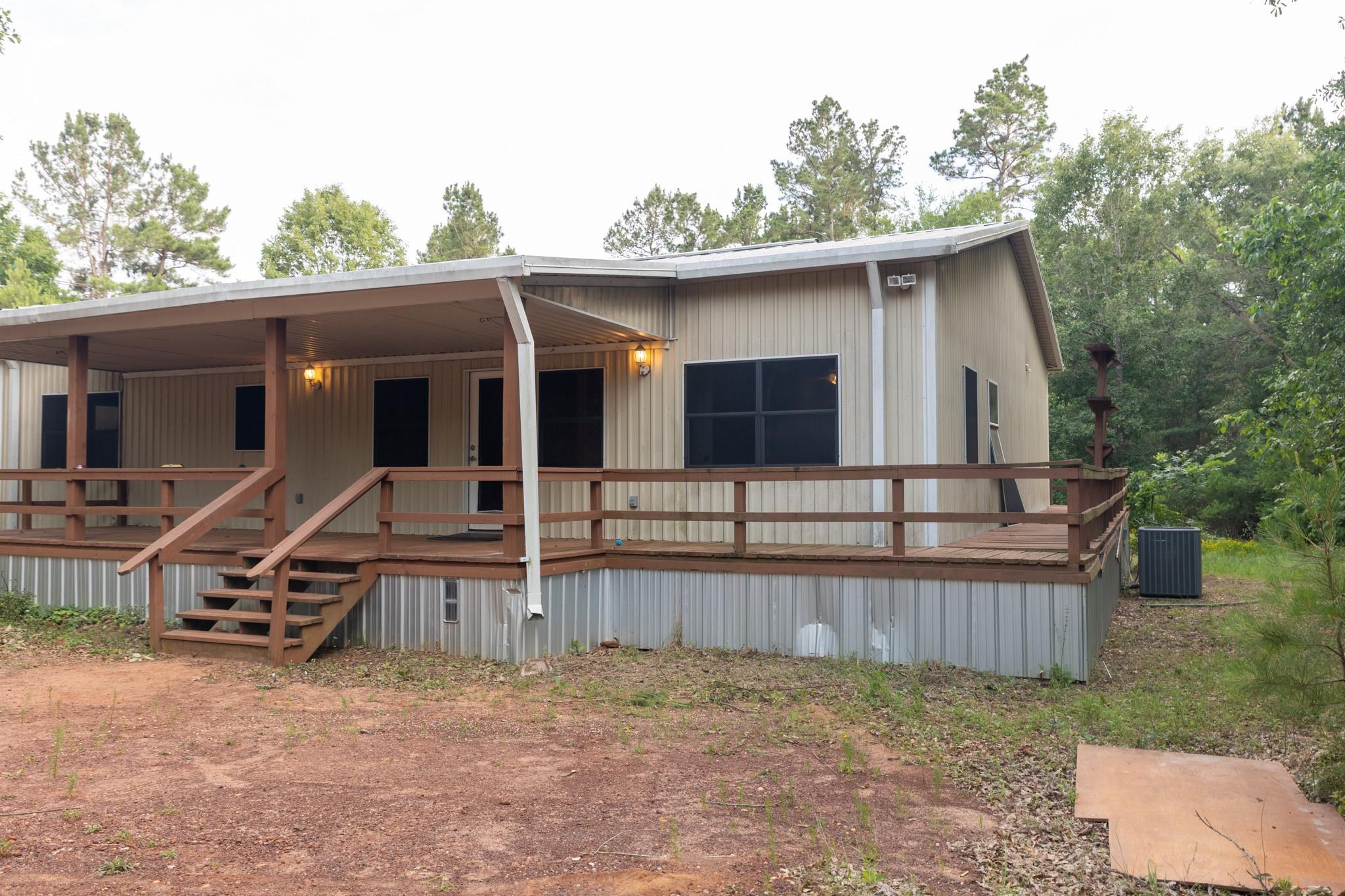 2052 County Road 114