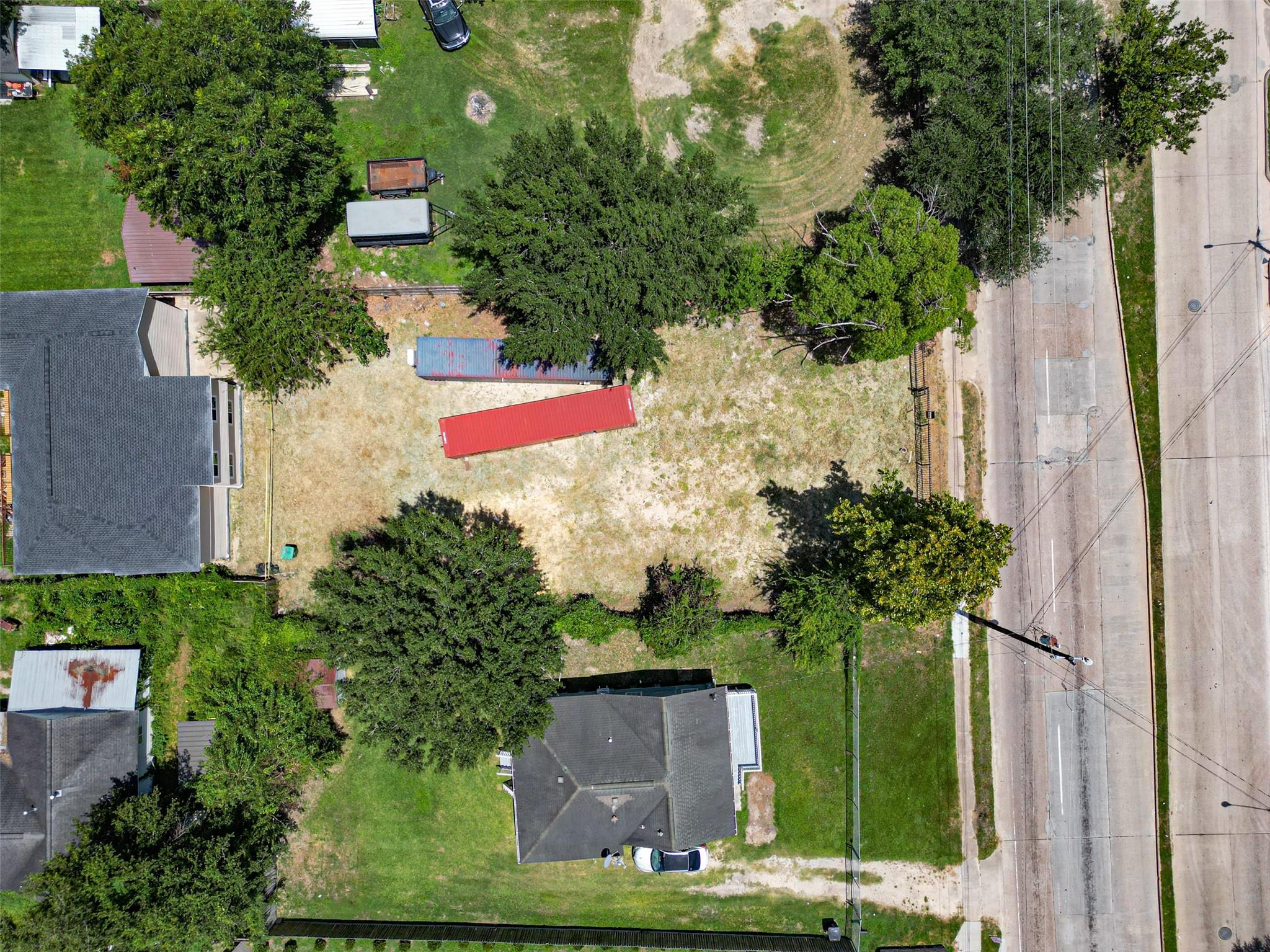 611 E Crosstimbers Street