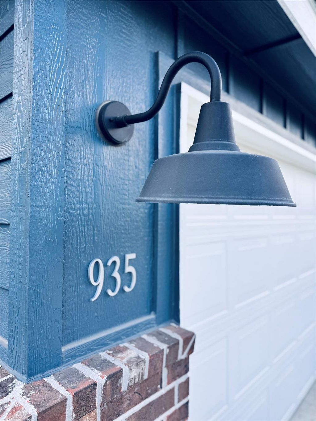 Photo of 935 County Road 5203, Cleveland, TX 77327 (MLS # 71121245)