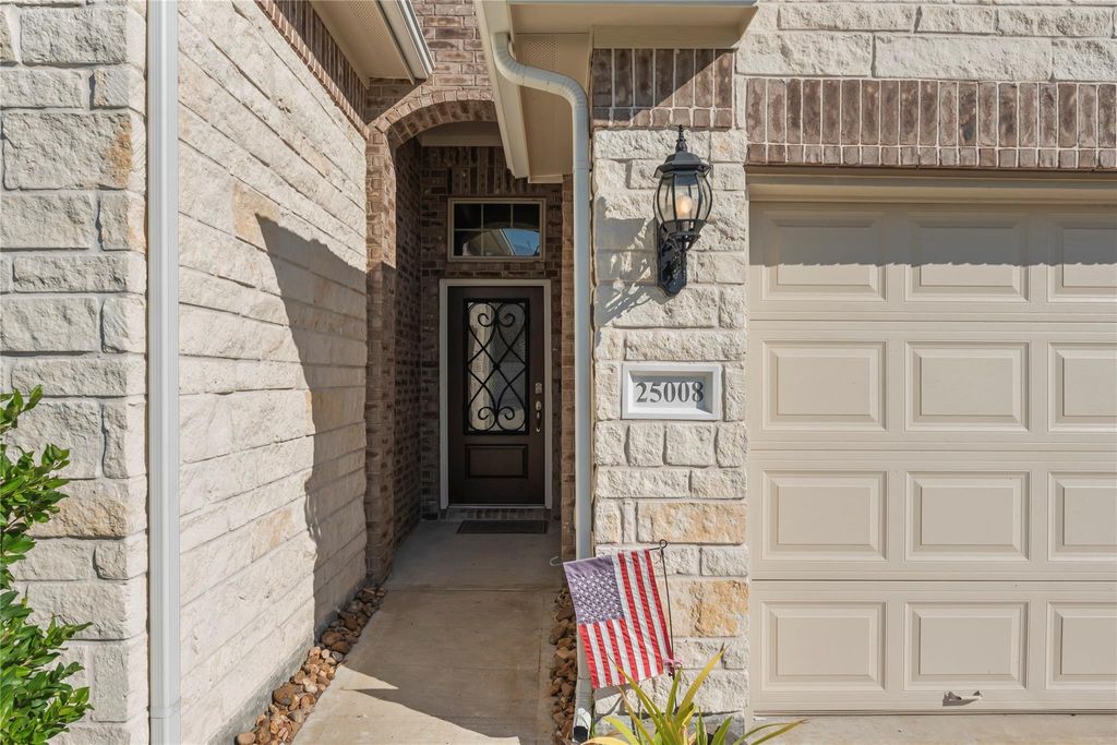 Photo of 25008 Calais New Court, Kingwood, TX 77339 (MLS # 28921414)