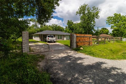 Photo of 8925 Nyssa Street, Houston, TX 77078 (MLS # 12887016)