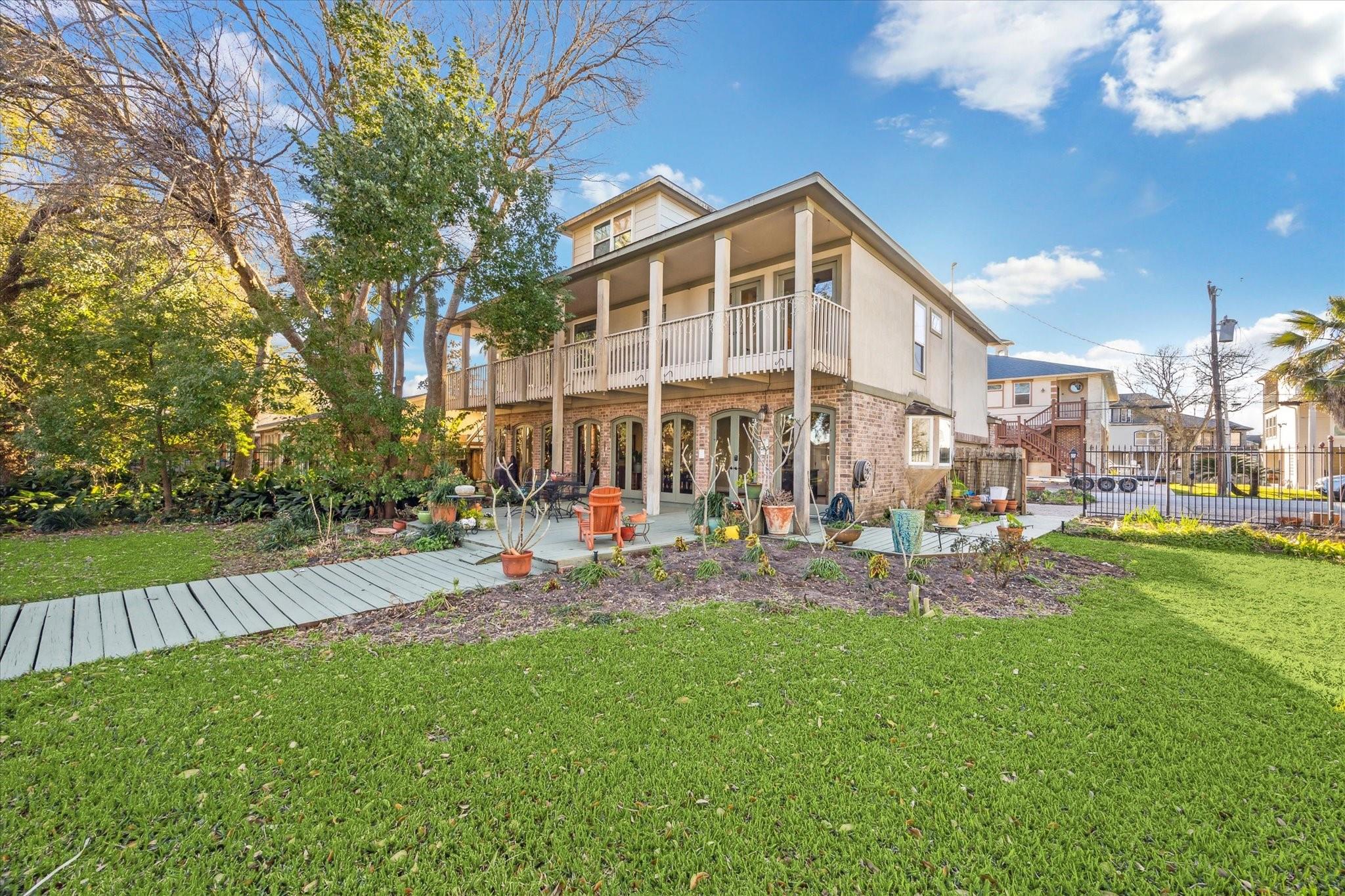 5 Harbor Lane