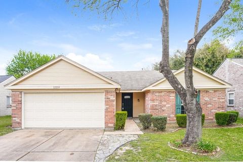 Photo of 12214 Flaxen Drive, Houston, TX 77065 (MLS # 23877707)