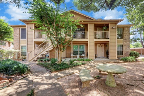 Photo of 1311 Antoine Drive #146, Houston, TX 77055 (MLS # 85130465)