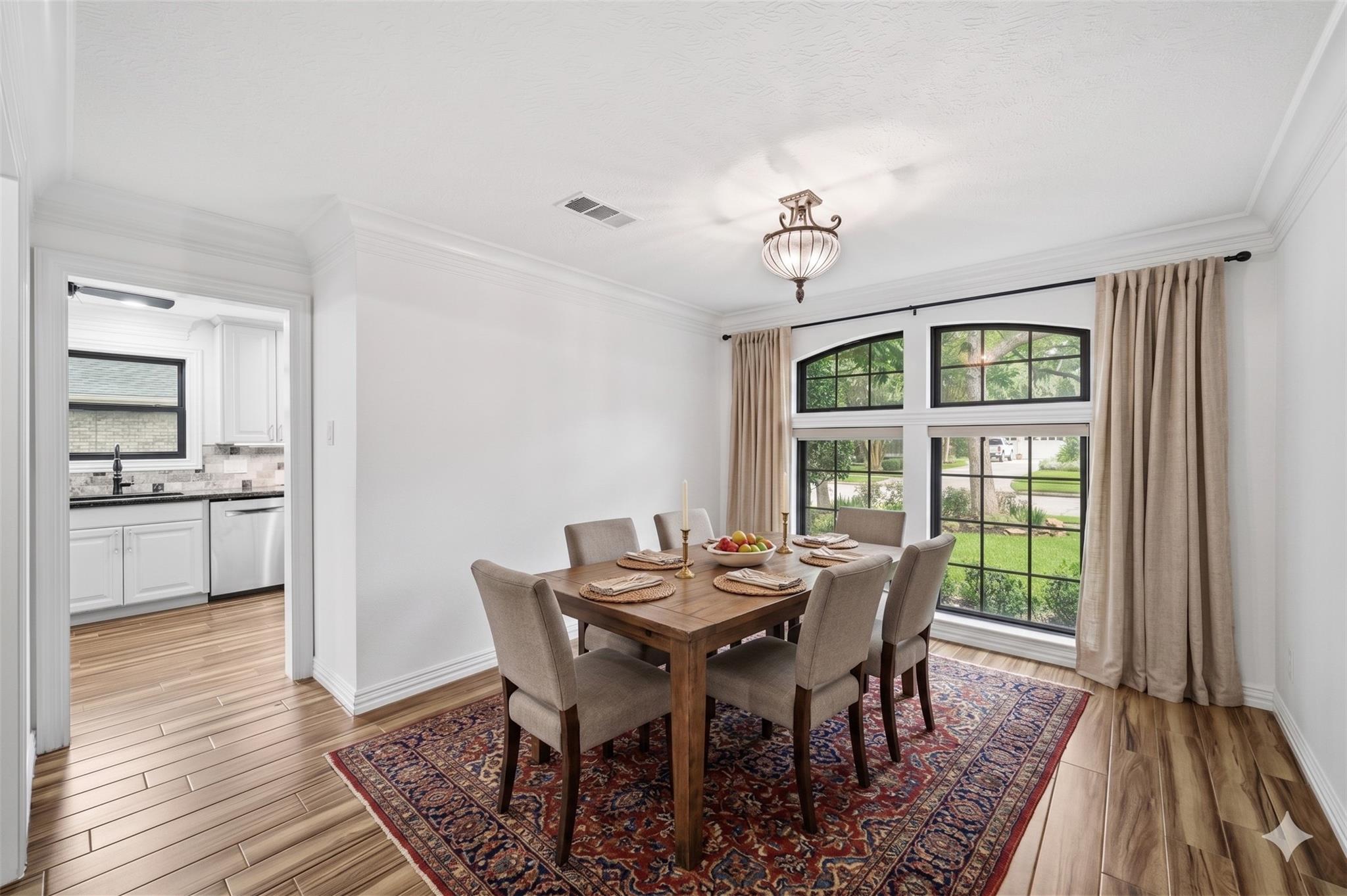 1206 Verdun Lane