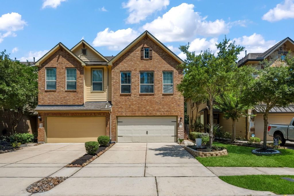 Photo of 18550 Jasmine Garden Place, Humble, TX 77346 (MLS # 97359587)