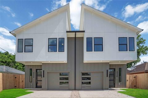 Photo of 4505 Phlox Street, Houston, TX 77051 (MLS # 86622521)