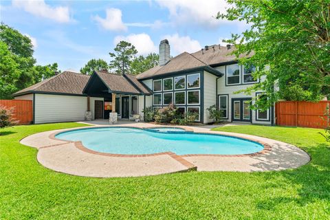 Photo of 1806 Quiet Country Court, Kingwood, TX 77345 (MLS # 21263297)