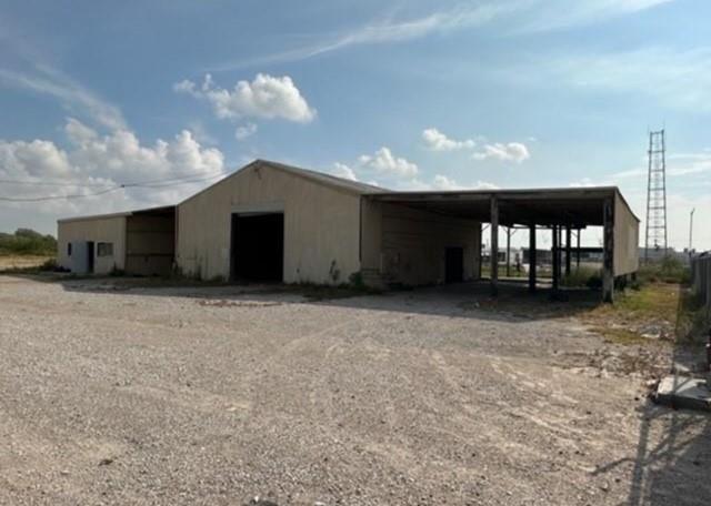 4901 Shank Road