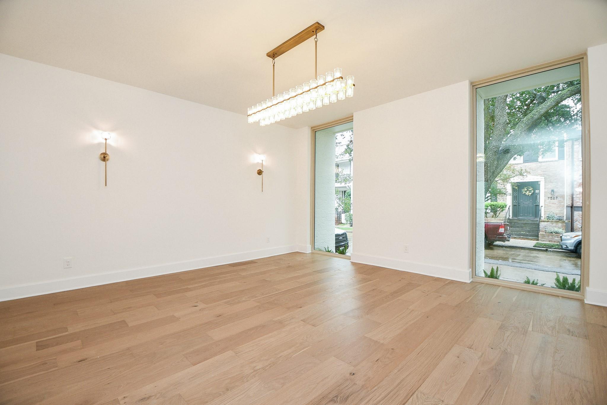 7528 Chevy Chase Drive