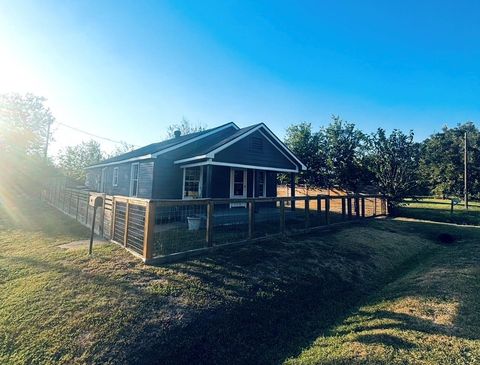 Photo of 3301 Kirk Street, Houston, TX 77026 (MLS # 51172070)