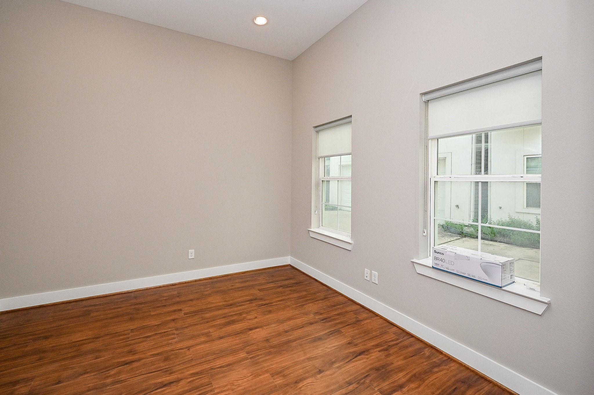 955 W 24th Street C