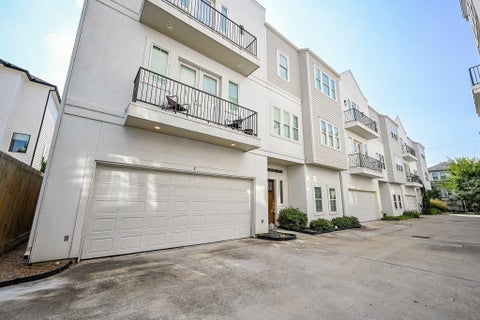 Photo of 955 W 24th Street #C, Houston, TX 77008 (MLS # 52303326)