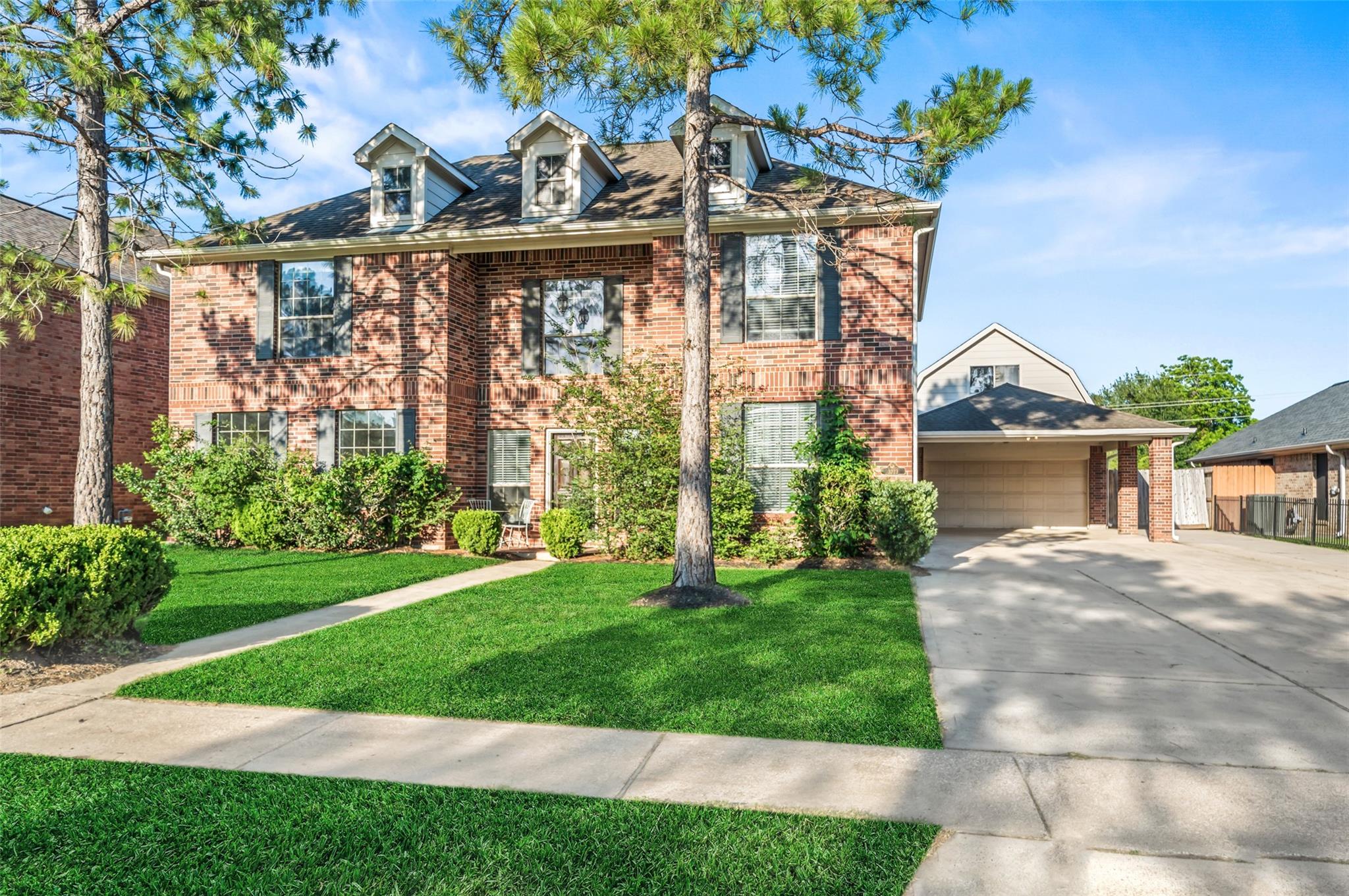 3223 Longhorn Circle