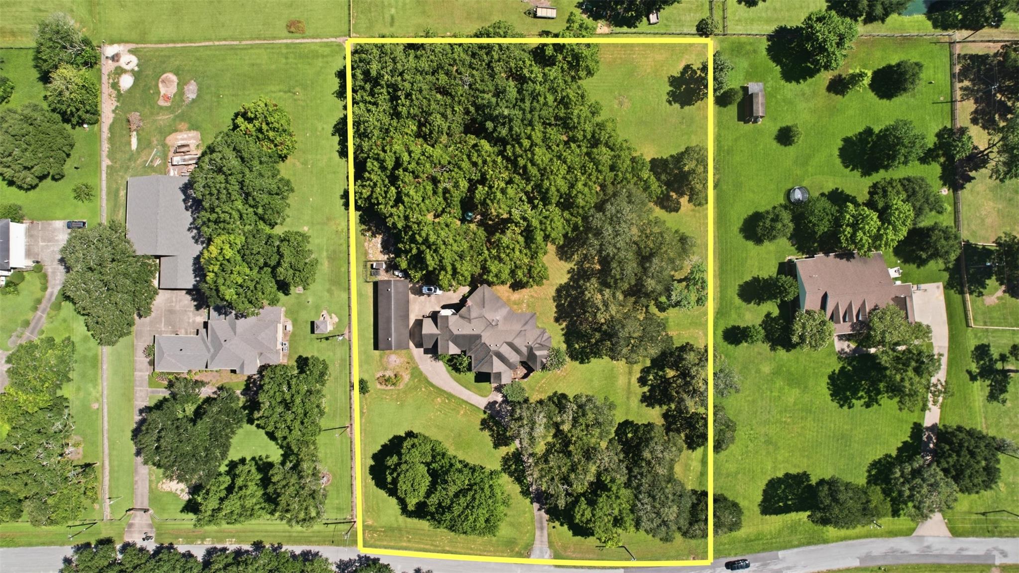 4907 Mimosa Lane