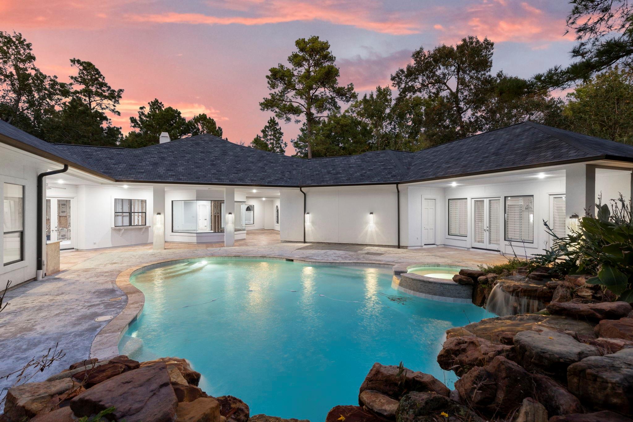 134 Trinity Oaks Court