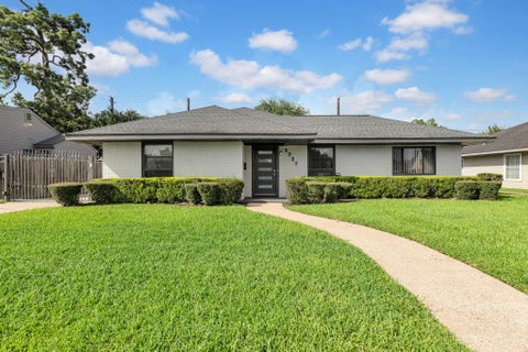 Photo of 3327 Wentworth Street, Houston, TX 77004 (MLS # 98440357)