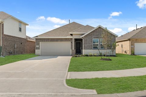 Photo of 363 West Rose Marie Lane, Montgomery, TX 77356 (MLS # 90125155)