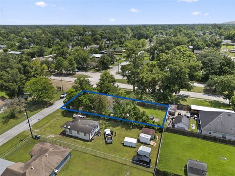 Photo of 7842 Linda Vista Road, Houston, TX 77028 (MLS # 78679808)