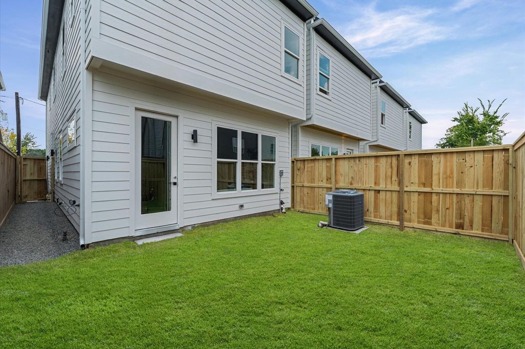 Photo of 6423 Madrid Street, Houston, TX 77021 (MLS # 92418099)