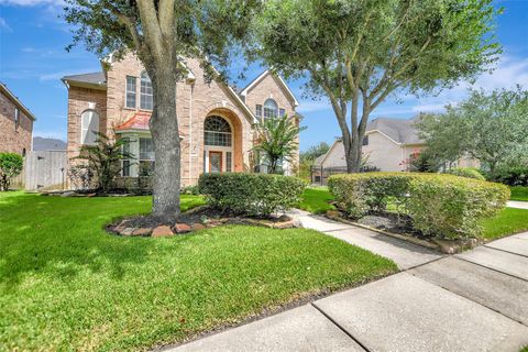 Photo of 15510 Marble Canyon Way, Houston, TX 77044 (MLS # 27795249) Photo of 15510 Marble Canyon Way, Houston, TX 77044 (MLS # 27795249)