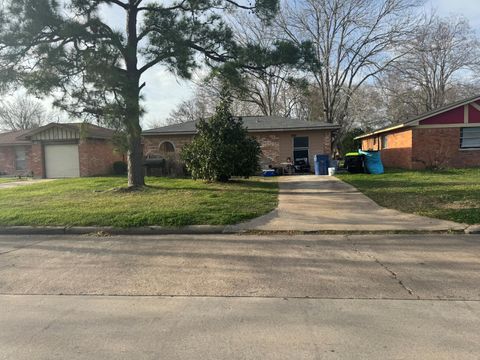 Photo of 13814 Willie Melton Blvd Boulevard, Kendleton, TX 77451 (MLS # 28275301)