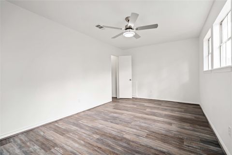 Tiny photo for 6719 Brittany Park Lane, Houston, TX 77066 (MLS # 77529654)