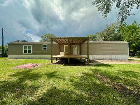 Homes For Sale - 4794 Bryan Lane<br/> Kountze, TX 77625