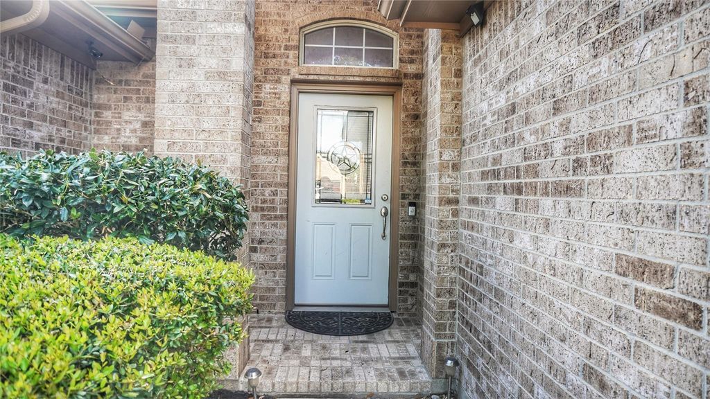 Photo of 12427 Aubreywood Lane, Houston, TX 77070 (MLS # 38930473)