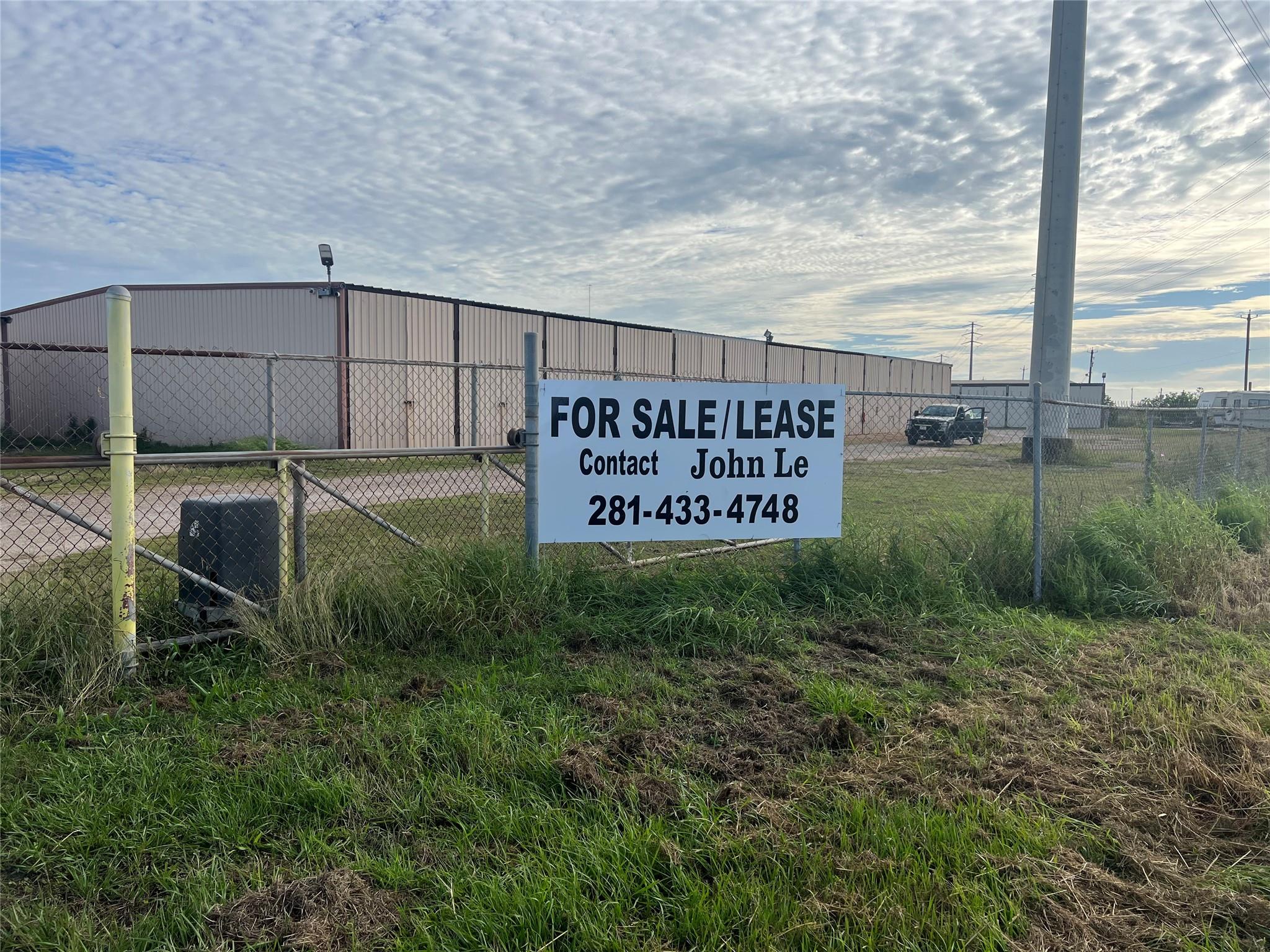 3320 E Highway 332