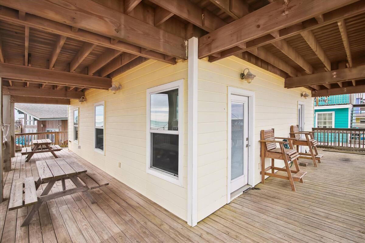 111 Yucca Avenue