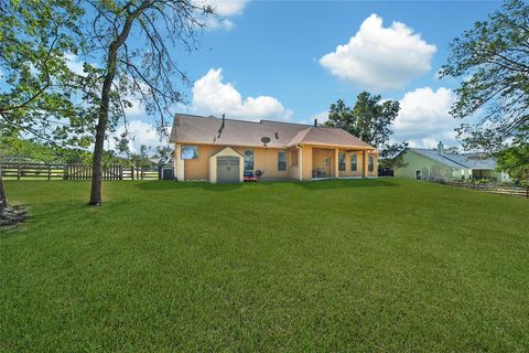 Tiny photo for 22100 Stone Creek Lane, Montgomery, TX 77316 (MLS # 15490462)