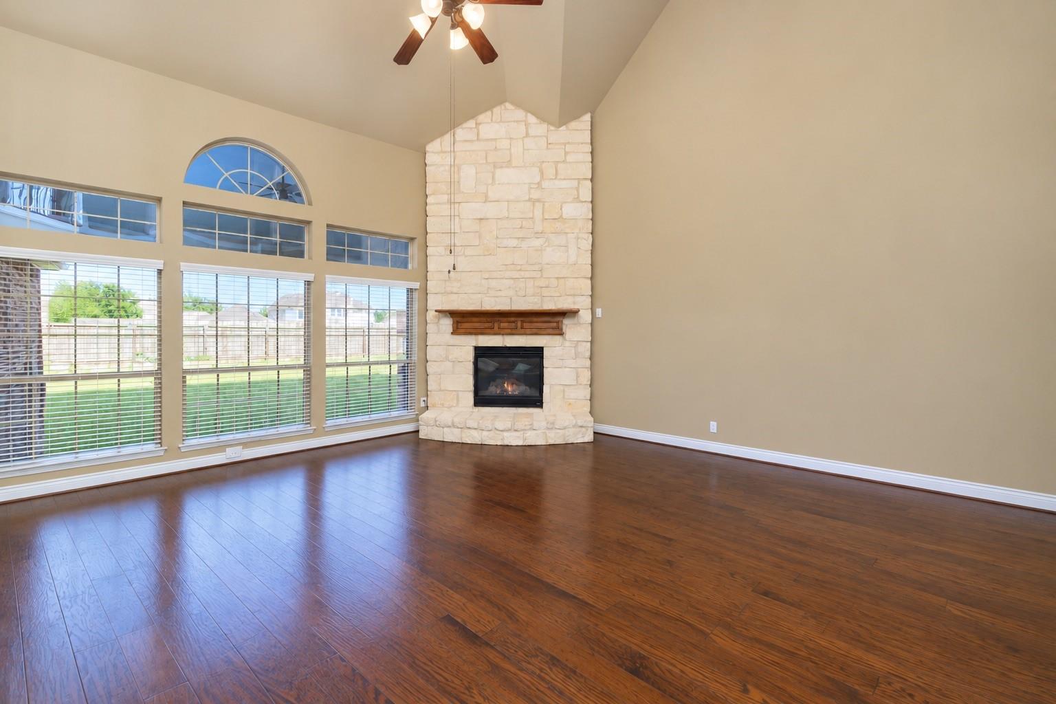 1312 Altavilla Lane