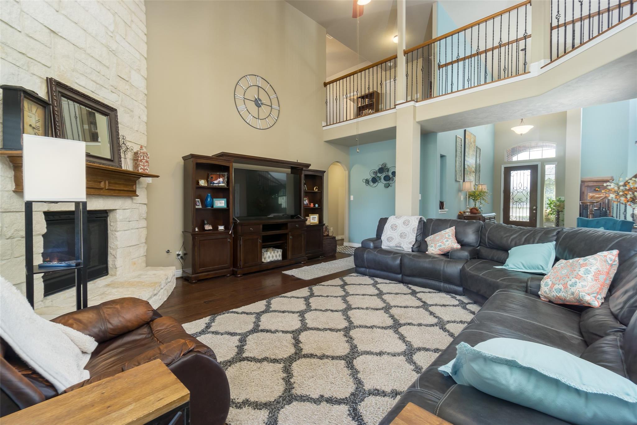 1312 Altavilla Lane