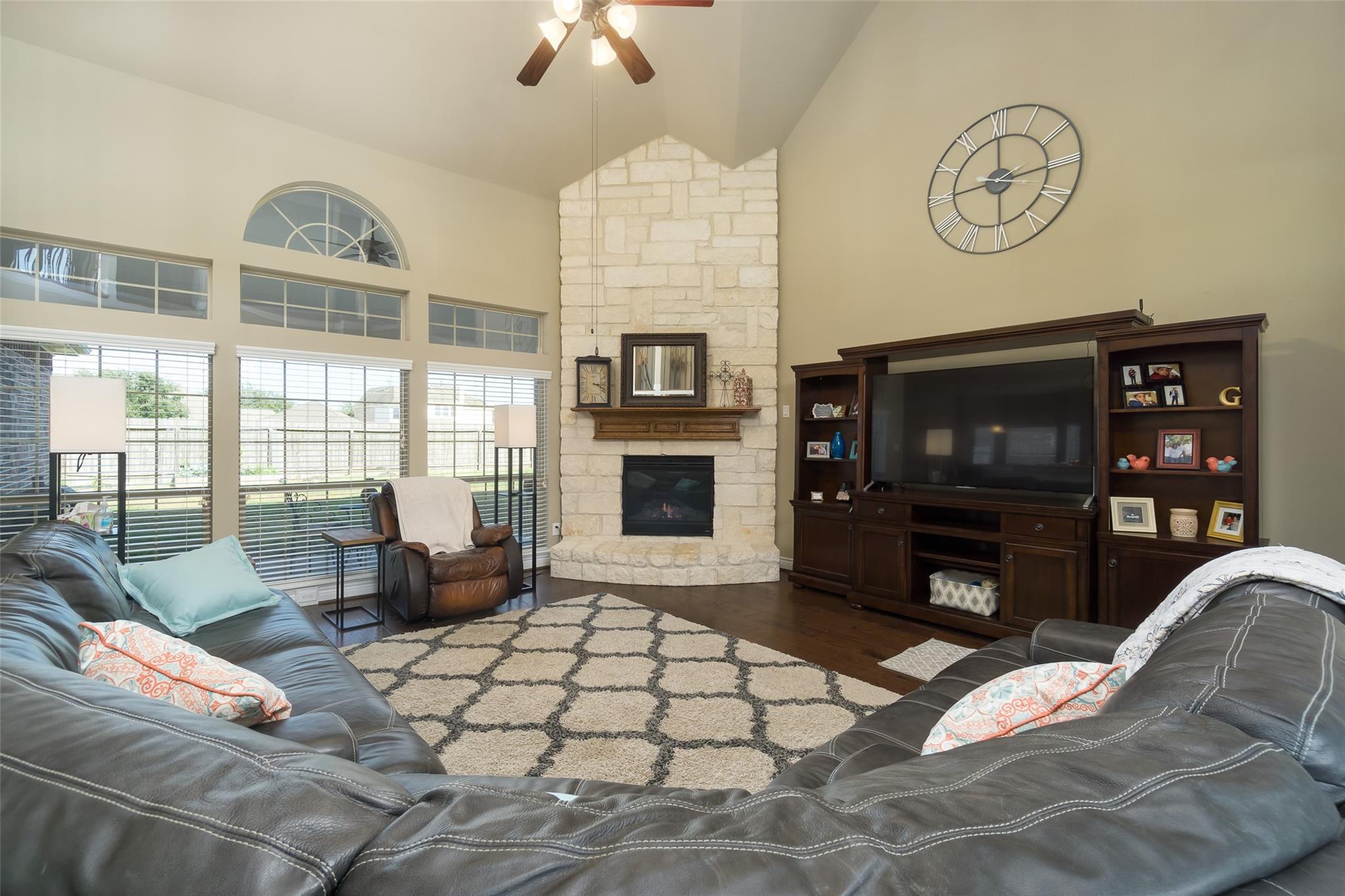 1312 Altavilla Lane