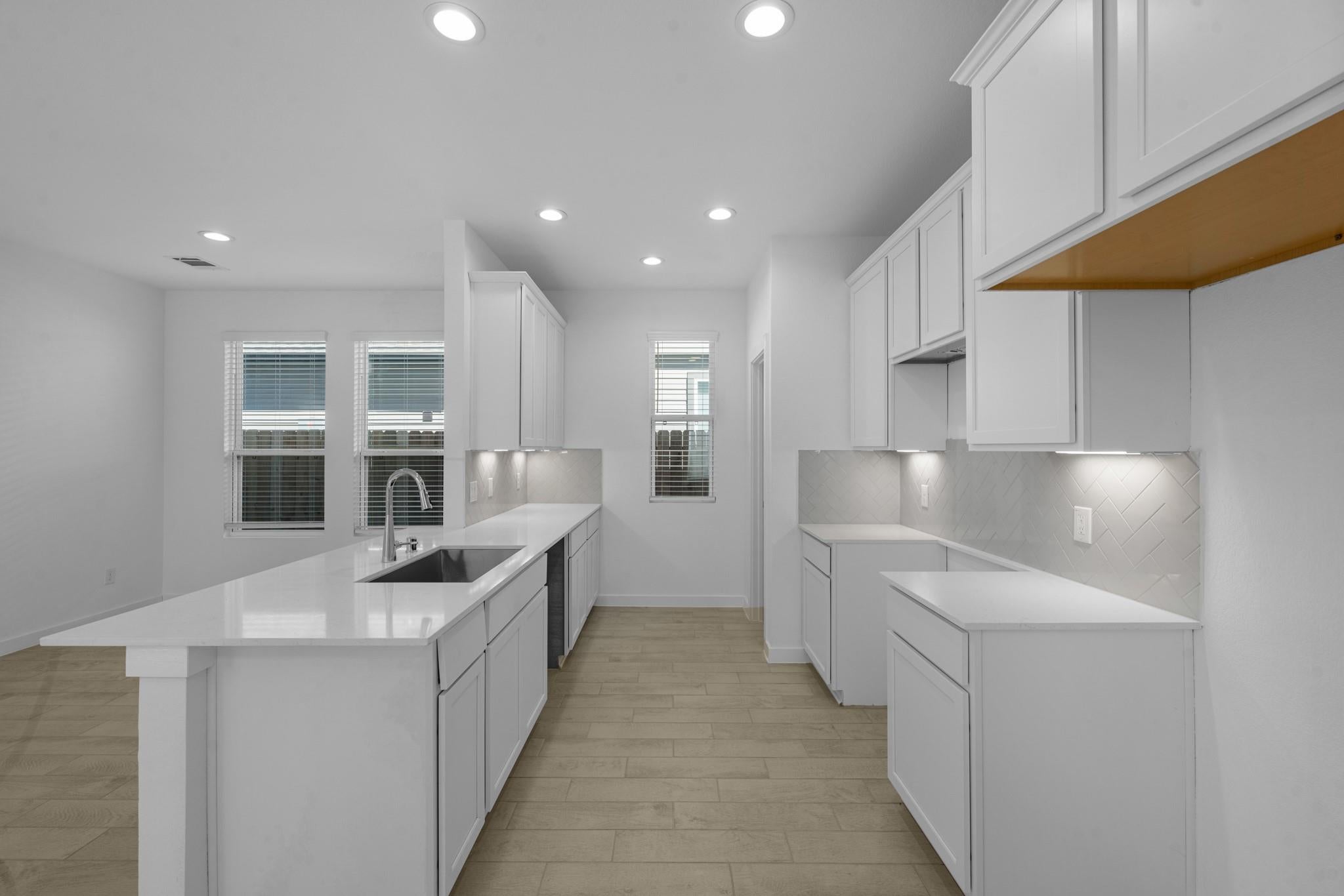 6439 Old Cypress Landing Lane