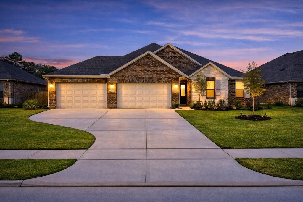 Photo of 31122 Gullwing Manor Drive, Tomball, TX 77375 (MLS # 57078511)