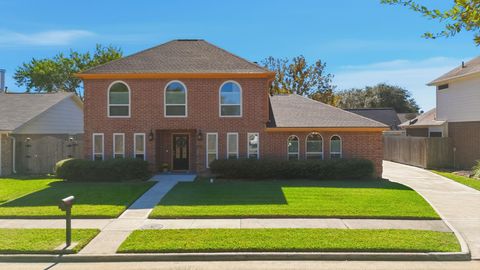 Photo of 1918 Prairie Creek Drive, Pearland, TX 77581 (MLS # 39130256)