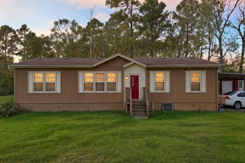 Photo of 17028 Lively Road, Waller, TX 77484 (MLS # 10585131)