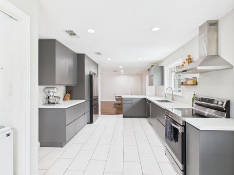 Tiny photo for 9202 Bintliff Drive, Houston, TX 77074 (MLS # 2741791)