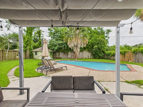 Tiny photo for 9202 Bintliff Drive, Houston, TX 77074 (MLS # 2741791)