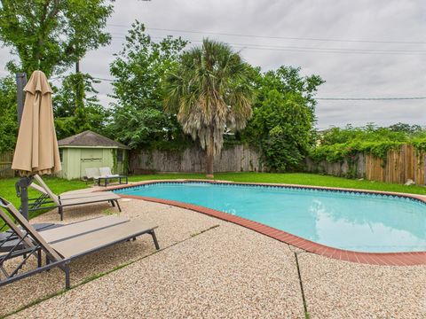 Tiny photo for 9202 Bintliff Drive, Houston, TX 77074 (MLS # 2741791)