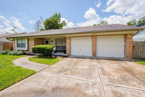 Tiny photo for 7231 Pine Grove Drive, Houston, TX 77092 (MLS # 41759103)