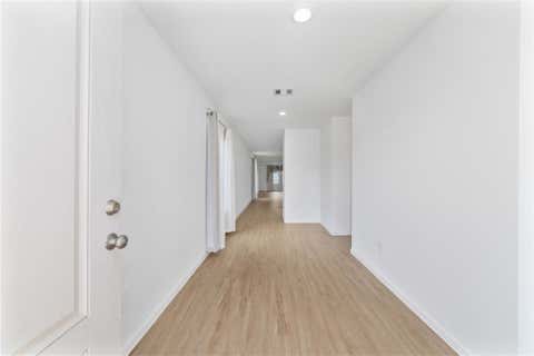2295331471