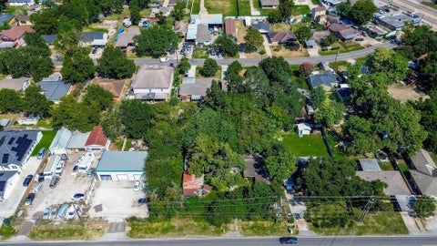Photo of 749 E Canino Road, Houston, TX 77037 (MLS # 45989429)