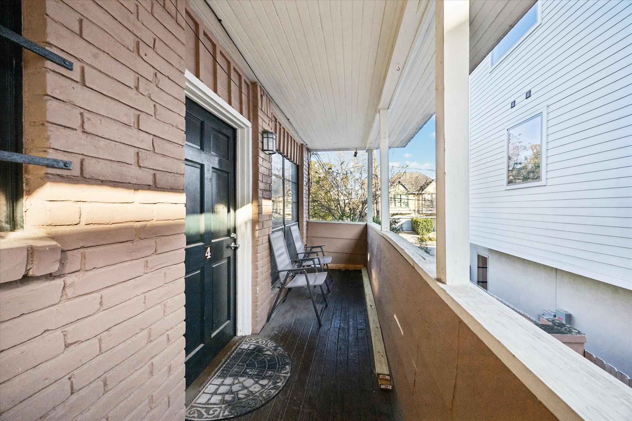2414 Morse Street