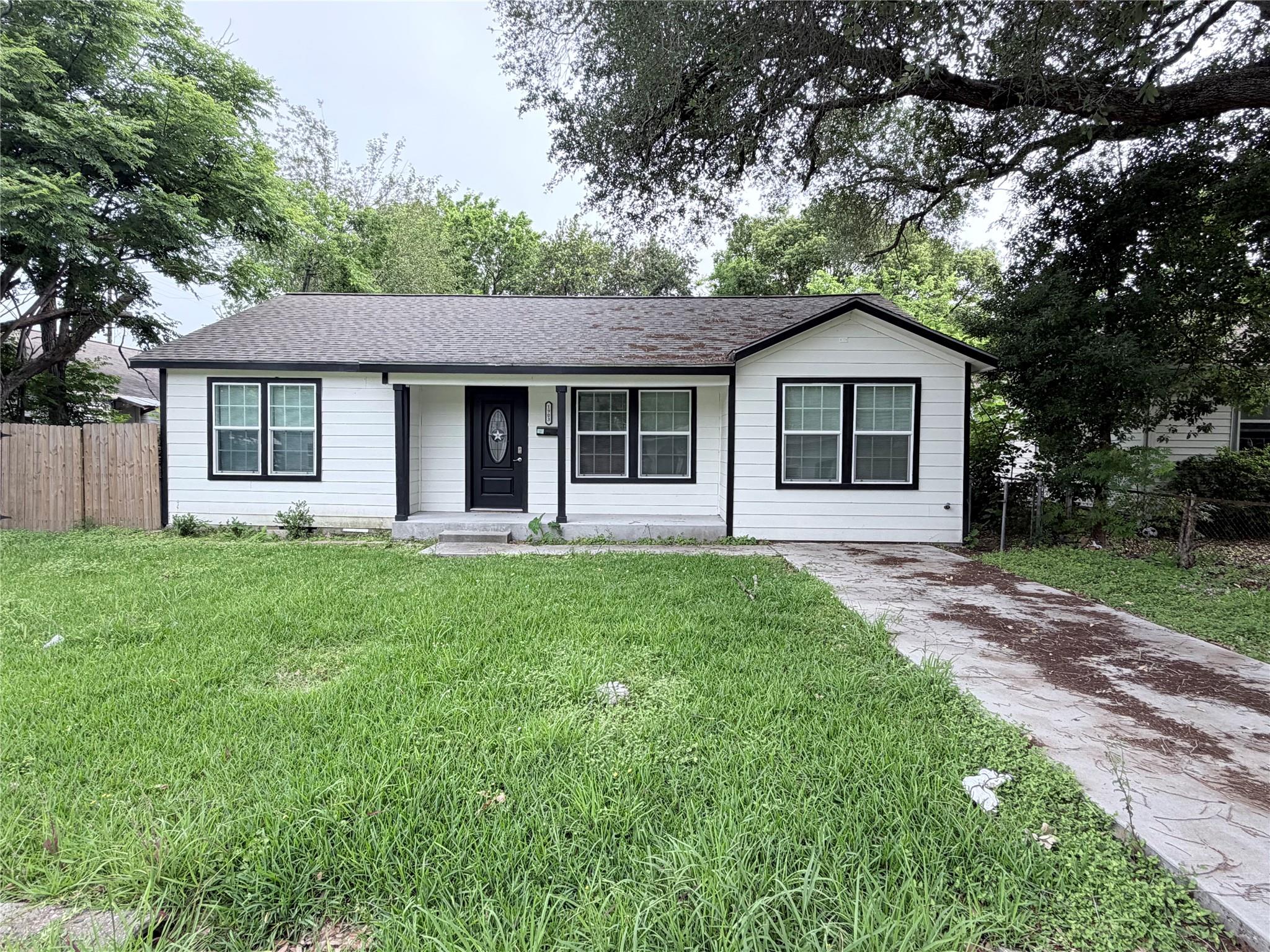 1903 Little Street