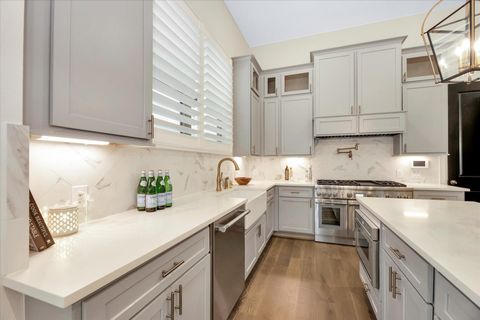Tiny photo for 540 W 26th Street #A, Houston, TX 77008 (MLS # 78941714)