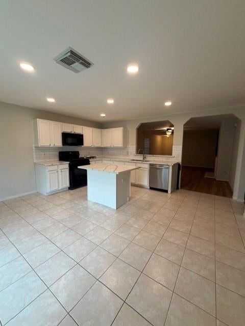 3411 N Wheatstalk Lane